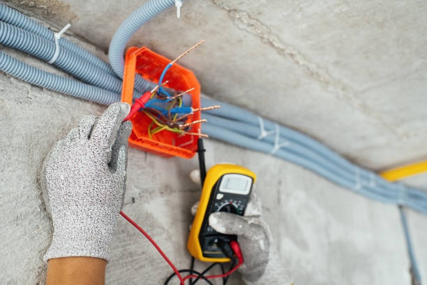 Best Affordable Emergency Electrician  in Hazlehurst, MS